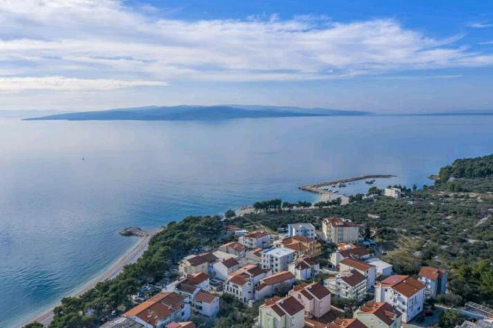 Apt White Idyll, 3 Bedrooms, 3 Bathrooms, Terrace Apt بروماجنا المظهر الخارجي الصورة