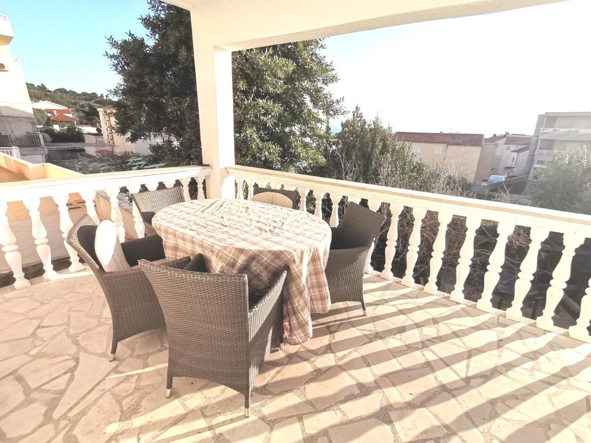 Apt White Idyll, 3 Bedrooms, 3 Bathrooms, Terrace Apt بروماجنا المظهر الخارجي الصورة