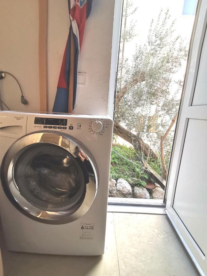 Apt White Idyll, 3 Bedrooms, 3 Bathrooms, Terrace Apt بروماجنا المظهر الخارجي الصورة
