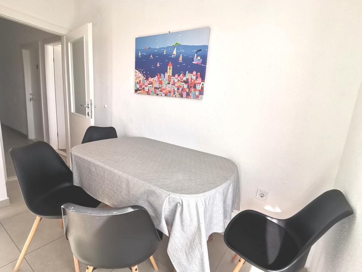 Apt White Idyll, 3 Bedrooms, 3 Bathrooms, Terrace Apt بروماجنا المظهر الخارجي الصورة