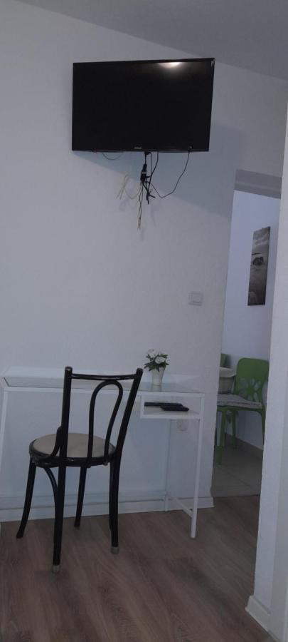 Apt White Idyll, 3 Bedrooms, 3 Bathrooms, Terrace Apt بروماجنا المظهر الخارجي الصورة